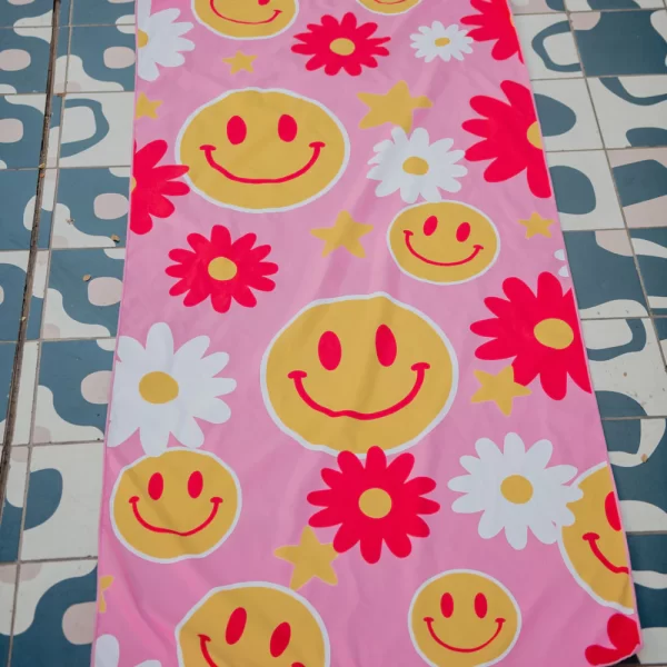 Flower Happy Face Quick Dry Towel